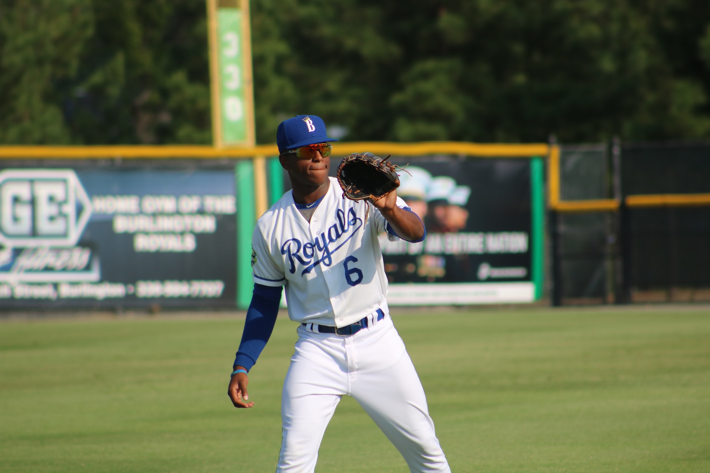 Montae Bradshaw fielding during a baseball game